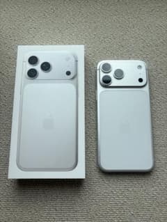 極美品】iPhone17ProMax 512GB シルバー SIMフリー - メルカリ