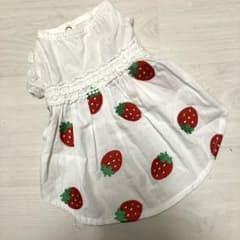 ene☆いちご刺繍ワンピースのサムネイル