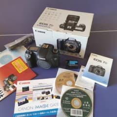 Canon EOS 7D デジタル一眼レフカメラ（レンズ無し）のサムネイル