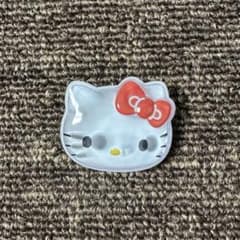 ハローキティ一 ピンバッジ ブローチのサムネイル