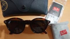 Ray-Ban RB2180 ブラウン サングラスのサムネイル