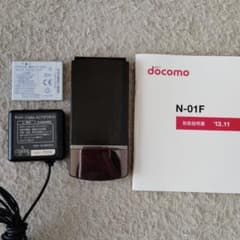 ドコモ　N-01Ｆ　携帯電話　ＦＯＭＡのサムネイル