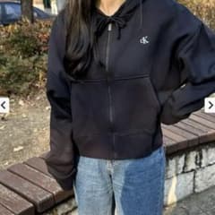 Calvin Klein ブラック フーディ パーカー Mのサムネイル