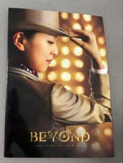 浅田真央 アイスショー BEYOND 公式プログラムのサムネイル