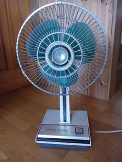 レトロ 三菱扇風機 COMPAC R30-X10 - メルカリ