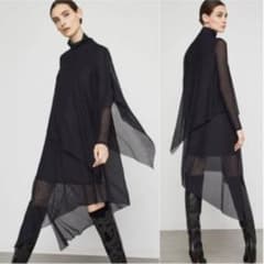BCBGMAXAZRIA ビーシービージーマックスアズリア タートルネックドレスのサムネイル