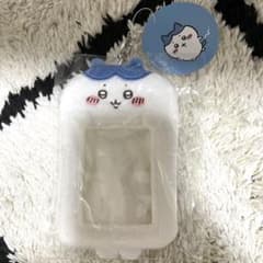 [匿名配送］ちいかわ　ぬいぐるみトレカケース　ハチワレのサムネイル