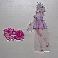 健屋花那 にじさんじ アクリルスタンドのサムネイル