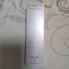 simute 薬用ホワイトクリーム 30gのサムネイル