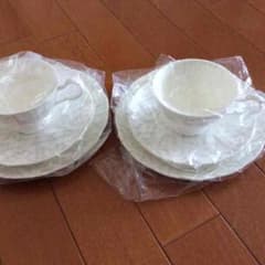 未使用 ナルミ ボーンチャイナ ティーセットのサムネイル
