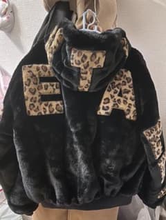 チック THICC ESSENTIALLY ファージャケット ファーブルゾンのサムネイル
