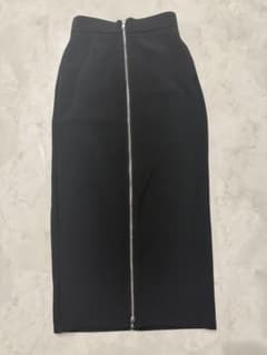 GU 黒 フロントジッパー タイトスカートのサムネイル