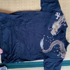 龍の刺繍シャツのサムネイル