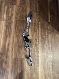 アーチェリー　ハンドル　HOYT MATRIX 25インチのサムネイル