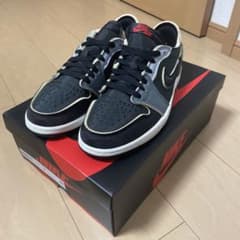 JORDAN 1 Retro Low Black and Smoke Greyのサムネイル