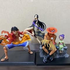 ワンピース　フィギュア　まとめ売りのサムネイル