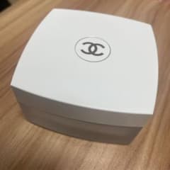 CHANEL ボディクリーム　空容器のサムネイル