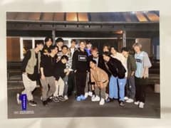 THE FIRST 写真のサムネイル