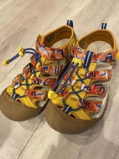 「美品」keenキーン　子供用　23.5cmのサムネイル