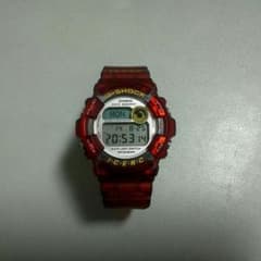 G-SHOCK　イルカクジラ　レッドのサムネイル