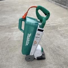 Makita 芝刈り機 電動芝刈機 本体のサムネイル