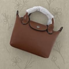 LONGCHAMP ショルダーバッグ 茶色 合皮のサムネイル