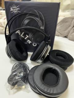 Kiwi Ears ALTRUVA ヘッドホンとクーリングイヤーパッドのサムネイル