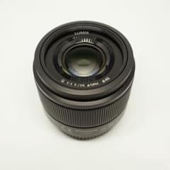 Panasonic LUMIX G 25mm/F1.7 ASPH.のサムネイル