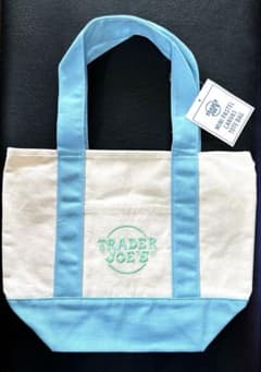 ⭐️お値下げしました 【新品】TRADER JOE'S キャンバストートバッグのサムネイル