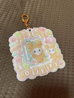 TWICE LOVELY キーホルダー JIVELY ジヒョのサムネイル