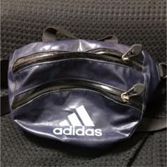 adidas ポーチのサムネイル