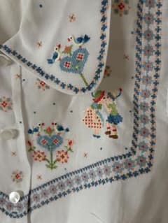 ブラウス　刺繍入り　半袖 ホワイトのサムネイル