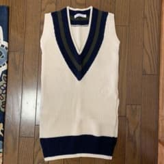 オーバーサイズニットベストのサムネイル