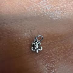 Chrome Hearts BSフレア チャーム ペンダントトップ Chrome Hearts BSフレア チャーム ペンダントトップ - メルカリ