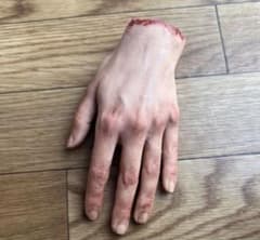 美大生の手のサムネイル