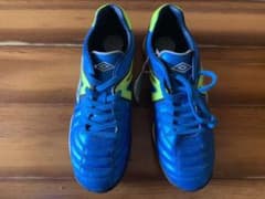 ミッシー様専用⭐︎アンブロ サッカーシューズ 24のサムネイル
