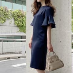 ✨エムプルミエブラック✨21S/S ジョーゼットフレアスリーブワンピースのサムネイル