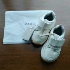 ZARA  KIDS スニーカー　12.5cmのサムネイル