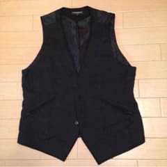 【NICOLE】ブラックベストのサムネイル