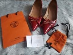 HERMÈS パテントレザー パンプス ボルドー ポインテッドトゥ HERMÈS パテントレザー パンプス ボルドー ポインテッドトゥ - メルカリ