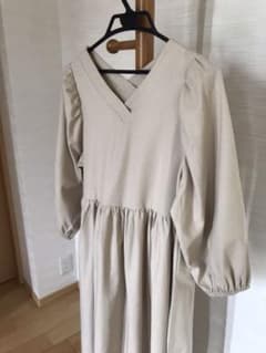 ベージュ☆ロングワンピース☆のサムネイル
