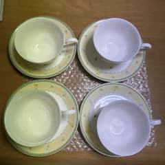 NARUMI CHINA カップ＆ソーサー 4客セット 花柄のサムネイル