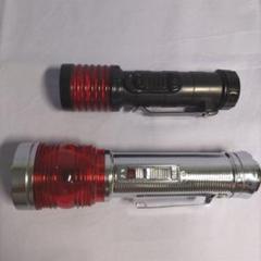 警察官支給品 新旧懐中電灯 合図灯　LEDハンディライト 警察官支給品 新旧懐中電灯 合図灯 LEDハンディライト - メルカリ
