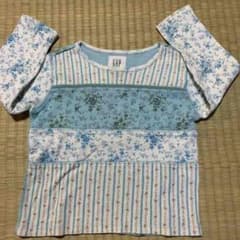 花柄。トップス。のサムネイル
