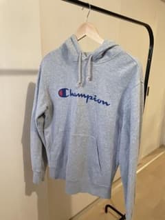 Champion グレー フード付きパーカーのサムネイル