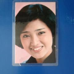 山口百恵プロマイドカードのサムネイル