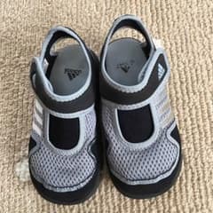 さえ様専用    adidas サンダル サイズ15㎝のサムネイル