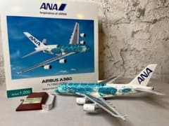 ANA AIRBUS A380 FLYING HONU 1:200 JA382A - メルカリ