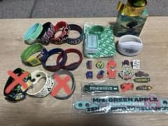 Mrs. GREEN APPLE 고무 밴드 핀 배지