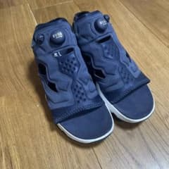 リーボック　ポンプフューリーサンダル　27cmのサムネイル